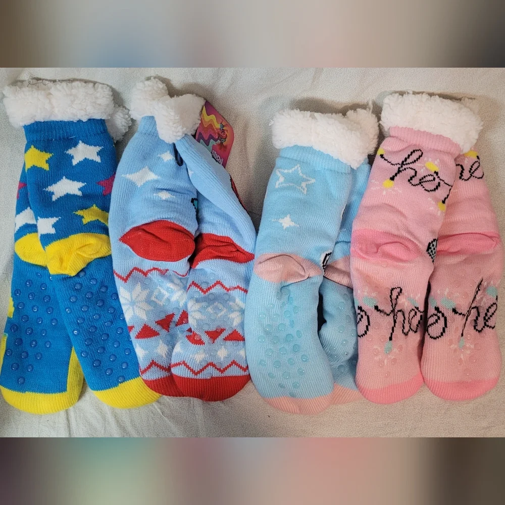 NWT-4 Pairs of Sherpa lined character Cozy Character Winter Slipper Socks